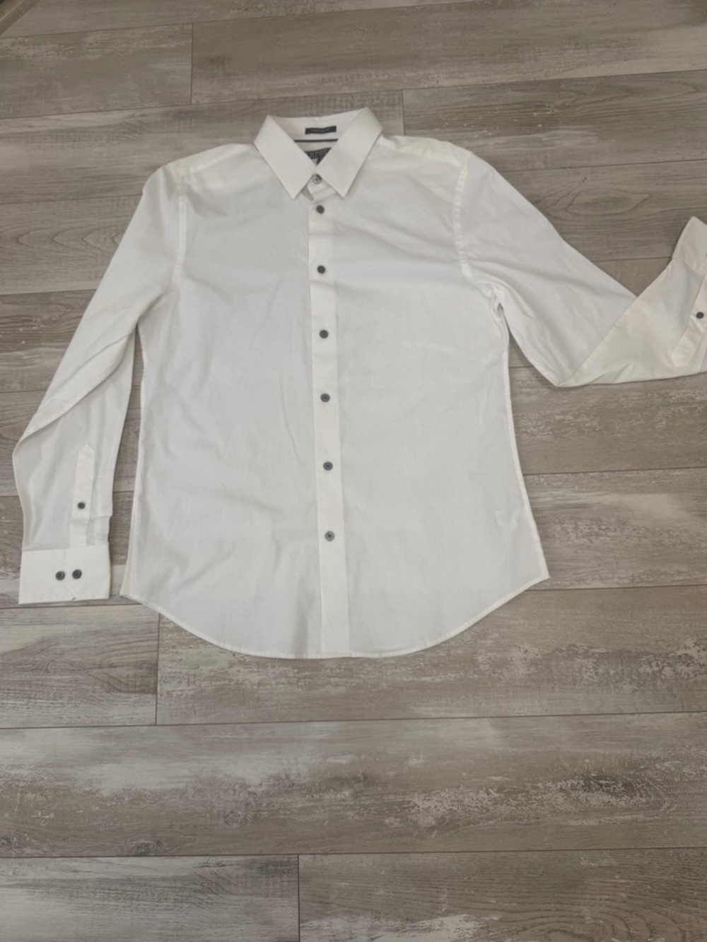 Men's Cream/White Long-Sleeve Button-Down Shirt - Modern Fit size L 16-161/2